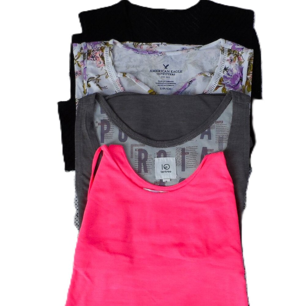 bundle 4pcs crop tops - size S